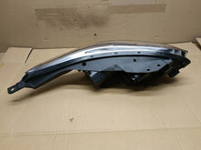 Laden Sie das Bild in den Galerie-Viewer, Frontscheinwerfer Kia Proceed 92101-J7XXX LED Ein Stück (Rechts oder Links) SCH4937004497xx