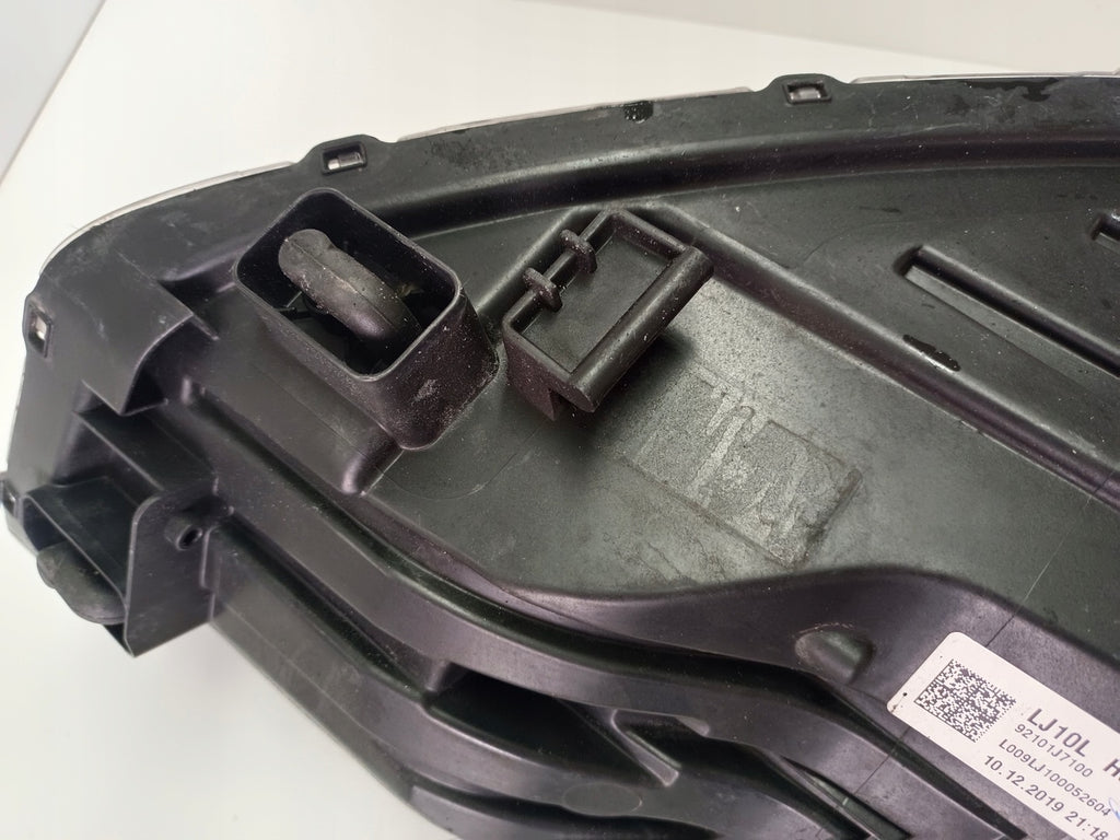 Frontscheinwerfer Kia Ceed 92101J7100 LED Ein Stück (Rechts oder Links)