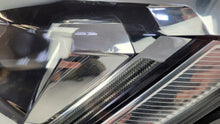 Laden Sie das Bild in den Galerie-Viewer, Frontscheinwerfer VW Caddy I 2K1941031A-KUD Xenon Links Scheinwerfer Headlight SCH2759481526ga