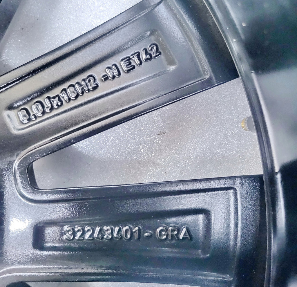 1x Alufelge 18 Zoll 8.0" 5x108 42ET Glanz Schwarz 32358646 Volvo Xc60 Rim Wheel