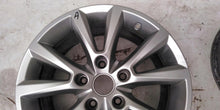 Load image into Gallery viewer, 1x Alufelge 18 Zoll 8.0" 5x130 53ET Glanz Silber 7P6601025C VW Touareg Rim Wheel FEL6707052649qa