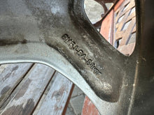 Laden Sie das Bild in den Galerie-Viewer, 1x Alufelge 18 Zoll 8.0" 5x108 52 5ET 8M5J-BA Ford Focus Rim Wheel FEL6516235002mb