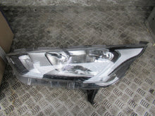 Laden Sie das Bild in den Galerie-Viewer, Frontscheinwerfer Ford Transit Connect KT1B-13W030-AE Rechts oder Links SCH5547082703vh