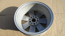 Laden Sie das Bild in den Galerie-Viewer, 1x Alufelge 16 Zoll 4F0601025AB Audi A6 Rim Wheel