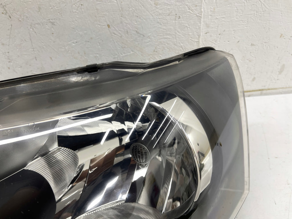 Frontscheinwerfer VW Transporter 7E1941015H Ein Stück (Rechts oder Links)