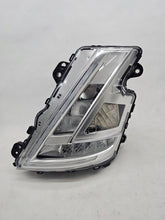 Load image into Gallery viewer, Frontscheinwerfer Volvo 24056511 LED Links Scheinwerfer Headlight SCH7959952565uo