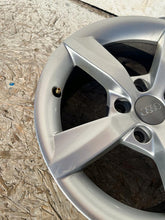 Load image into Gallery viewer, 1x Alufelge 16 Zoll 7.5&quot; 5x112 37ET Glanz Silber 4G0071496 Audi Rim Wheel