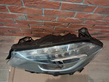 Laden Sie das Bild in den Galerie-Viewer, Frontscheinwerfer Mercedes-Benz W176 A1768201161 LED Links Headlight SCH6759205351nf