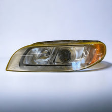 Load image into Gallery viewer, Frontscheinwerfer Volvo Xc70 31420014 Xenon Ein Stück (Rechts oder Links)