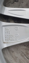 Laden Sie das Bild in den Galerie-Viewer, 1x Alufelge 17 Zoll 6.5" 5x112 41ET 3V0601025 Skoda Superb III Octavia Rim Wheel FEL1265180486qv