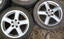 Laden Sie das Bild in den Galerie-Viewer, 1x Alufelge 17 Zoll 7.0&quot; 5x114.3 42611-0F080-A Toyota Avensis Rim Wheel