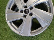 Load image into Gallery viewer, 1x Alufelge 19 Zoll 7.5" 5x114.3 GI400ADE09 Hyundai Ioniq 5 Rim Wheel FEL4180363813mg