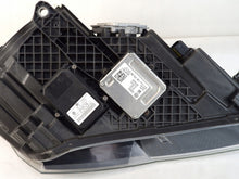 Laden Sie das Bild in den Galerie-Viewer, Frontscheinwerfer Skoda Superb III 3V1941015A Xenon Links Scheinwerfer Headlight