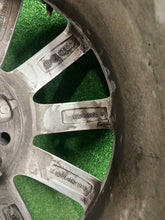 Laden Sie das Bild in den Galerie-Viewer, 1x Alufelge 17 Zoll 7.0" 5x112 8U0601025S Audi Rim Wheel FEL7257669027gn