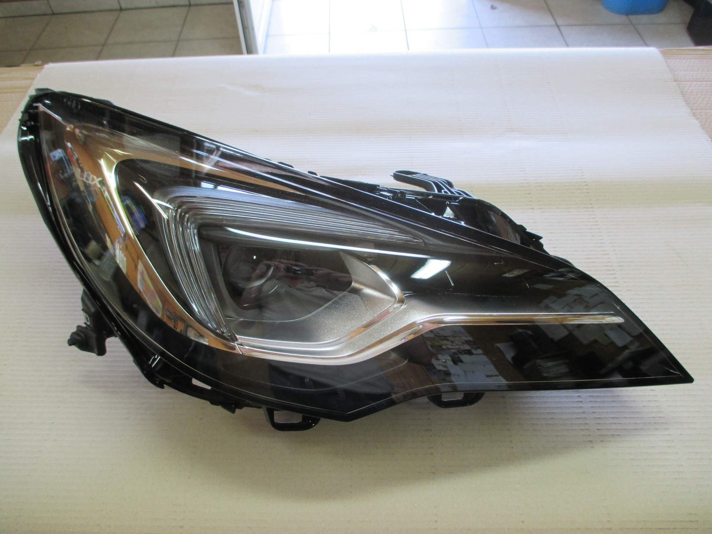 Frontscheinwerfer Opel Astra 39077807 Full LED Ein Stück (Rechts oder Links)