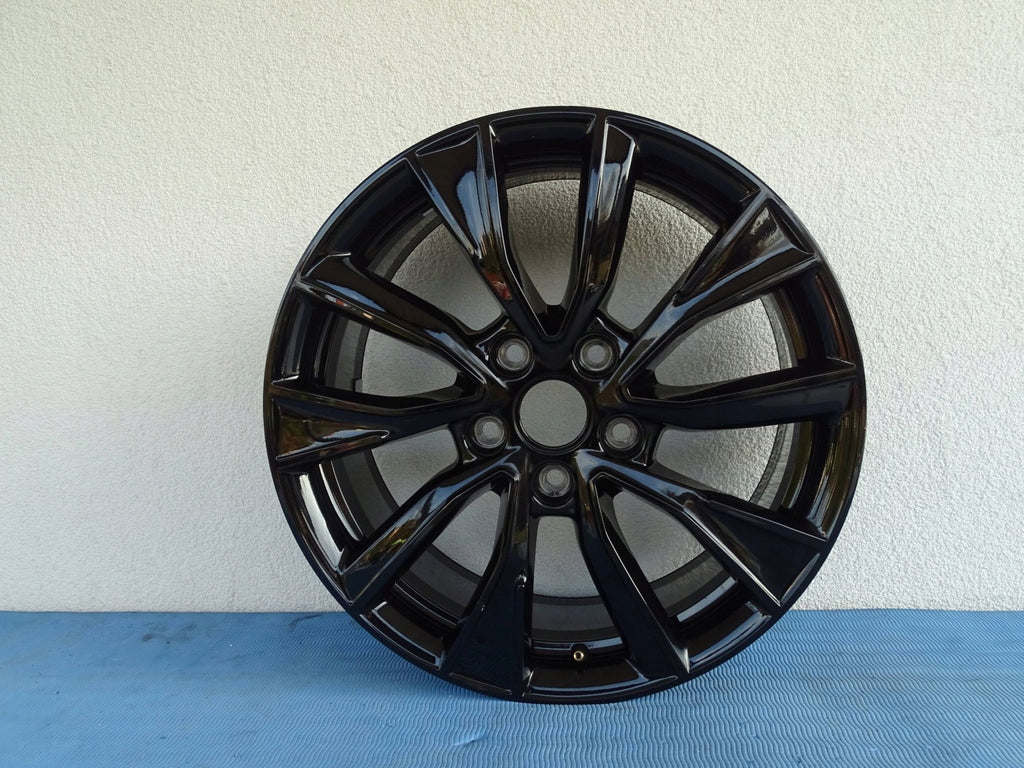 1x Alufelge 18 Zoll 5x120 7T0601025E VW Multivan T7 Caravelle Rim Wheel FEL8327056500or