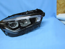 Laden Sie das Bild in den Galerie-Viewer, Frontscheinwerfer Mercedes-Benz Cla A1189062600 LED Rechts Headlight