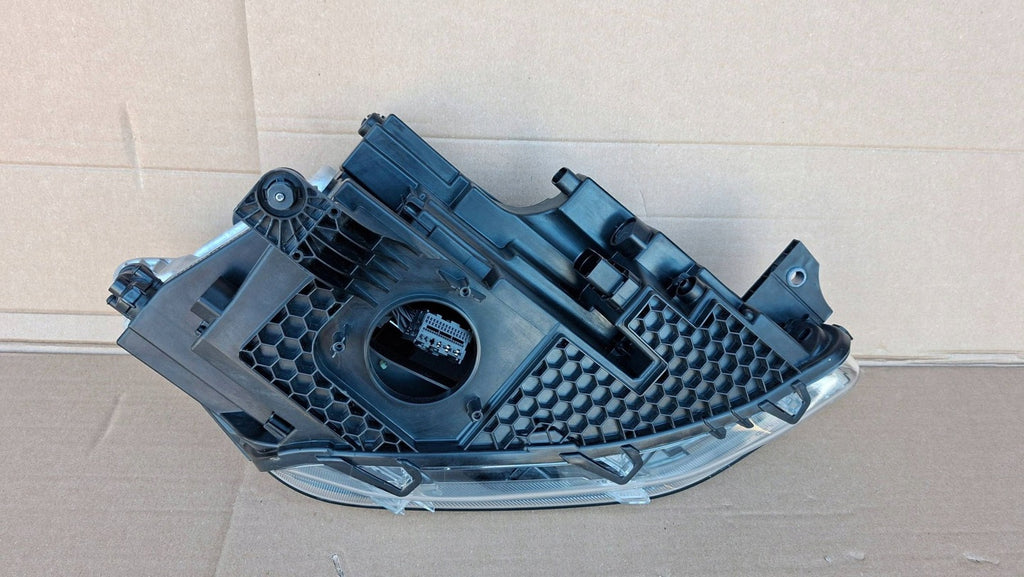 Frontscheinwerfer VW Caddy IV Links Scheinwerfer Headlight SCH3421982596ps