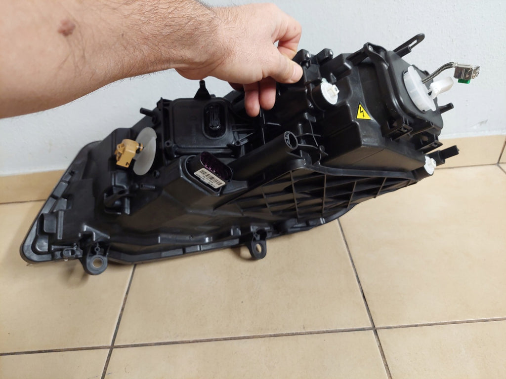 Frontscheinwerfer VW Touareg 7P1941034A Xenon Rechts Scheinwerfer Headlight