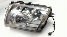 Laden Sie das Bild in den Galerie-Viewer, Frontscheinwerfer Volvo II 22239244 Rechts Scheinwerfer Headlight SCH3381999409gd