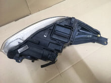 Laden Sie das Bild in den Galerie-Viewer, Frontscheinwerfer Ford Focus Links Scheinwerfer Headlight SCH1996099037tl