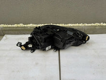 Load image into Gallery viewer, Frontscheinwerfer VW Golf VIII 5H1941059C 5H1941060C Full LED Ein Satz Headlight SCH3633212610nu