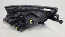 Laden Sie das Bild in den Galerie-Viewer, Frontscheinwerfer Skoda Kamiq 658941015B LED Links Scheinwerfer Headlight SCH7834878032jj
