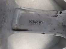 Laden Sie das Bild in den Galerie-Viewer, 1x Alufelge 17 Zoll 7.0" 4x108 29ET Glanz Silber 9685910280 Peugeot 5008 FEL5943078872jx