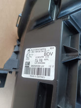 Laden Sie das Bild in den Galerie-Viewer, Frontscheinwerfer Opel Zafira C 39050530 Full LED Links Scheinwerfer Headlight