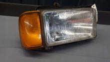 Load image into Gallery viewer, Frontscheinwerfer VW Jetta I 302-122932 Rechts Scheinwerfer Headlight SCH9545527319dp