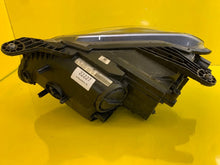 Laden Sie das Bild in den Galerie-Viewer, Frontscheinwerfer Mercedes-Benz Slk Amg A1728202659 Xenon Rechts Headlight