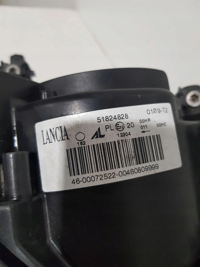 Frontscheinwerfer Lancia Delta I 51824828 Rechts Scheinwerfer Headlight SCH9890700474kv