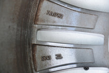 Laden Sie das Bild in den Galerie-Viewer, 1x Alufelge 17 Zoll 7.0" 5x100 41ET 5J0601025HA Skoda Fabia Ii Rim Wheel FEL6522457233ji