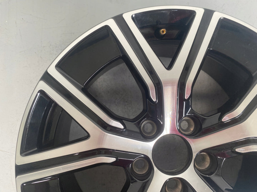 1x Alufelge 17 Zoll 7.0" 5x108 40 5ET Glanz Silber 32271987 Volvo S60 V60 V40 FEL8284701549ln