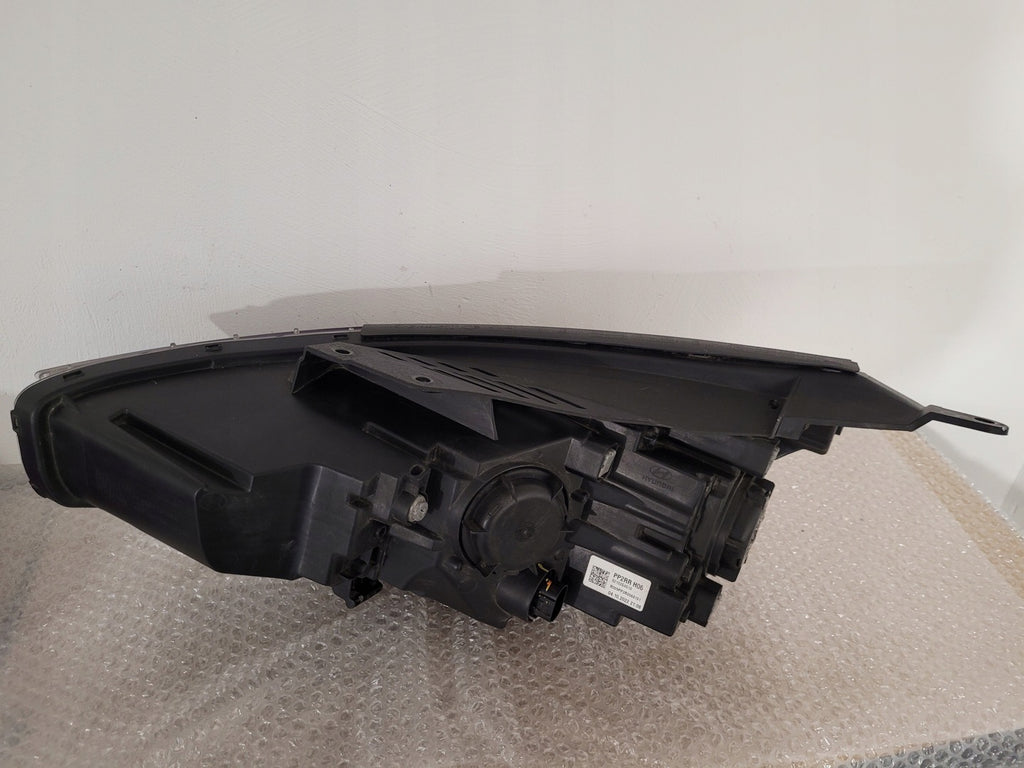 Frontscheinwerfer Hyundai I30 III 92102G4510 Rechts Scheinwerfer Headlight