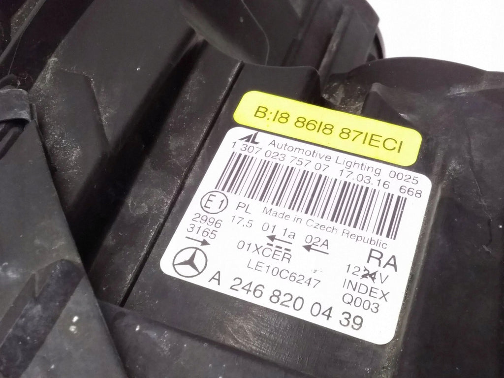 Frontscheinwerfer Mercedes-Benz W246 W242 A2468200439 Rechts Headlight SCH1396141353td