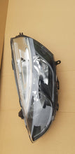 Load image into Gallery viewer, Frontscheinwerfer Renault Clio IV 260601732R Links Scheinwerfer Headlight SCH3341269721iq
