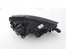 Laden Sie das Bild in den Galerie-Viewer, Frontscheinwerfer Skoda Scala 657941015A Links Scheinwerfer Headlight SCH4186576761hg
