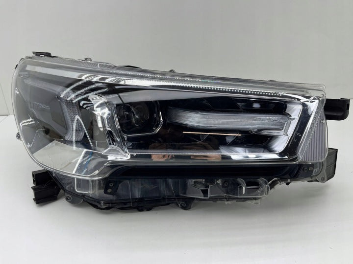 Frontscheinwerfer Toyota Hilux VIII RCD25398 Rechts Scheinwerfer Headlight SCH5851306413du