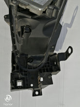 Load image into Gallery viewer, Frontscheinwerfer Mazda 3 Bm BHN3-51040 BHT6-51040 Xenon Links Headlight