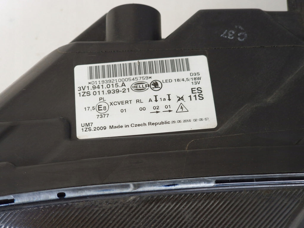 Frontscheinwerfer Skoda Superb III 3V1941015A LED Links Scheinwerfer Headlight