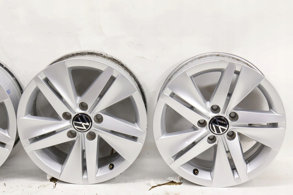 4x Alufelge 16 Zoll 7.0" 5x112 48ET Matt 5H0601025 VW Golf Viii Rim Wheel FEL2662623454sv