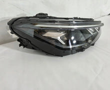 Load image into Gallery viewer, Frontscheinwerfer VW Passat 3J1941006 Rechts Scheinwerfer Headlight SCH8518205179tl