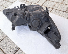Load image into Gallery viewer, Frontscheinwerfer Opel Astra 39158005 Ein Stück (Rechts oder Links) Headlight SCH7889895842rd