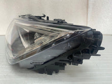 Laden Sie das Bild in den Galerie-Viewer, Frontscheinwerfer Seat Ibiza 6F1941007F Full LED Links Scheinwerfer Headlight