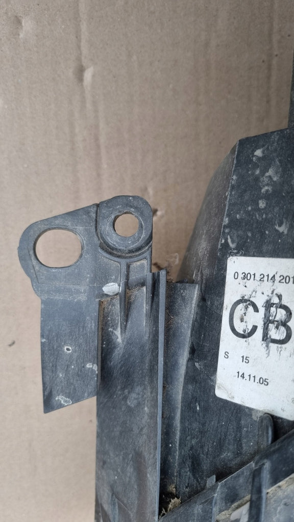 Frontscheinwerfer Opel Zafira B 92102J9150 Ein Stück (Rechts oder Links)