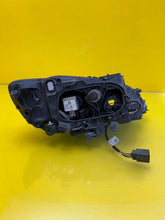Laden Sie das Bild in den Galerie-Viewer, Frontscheinwerfer Volvo V60 S60 31420253 Xenon Links Scheinwerfer Headlight SCH5985636706gl