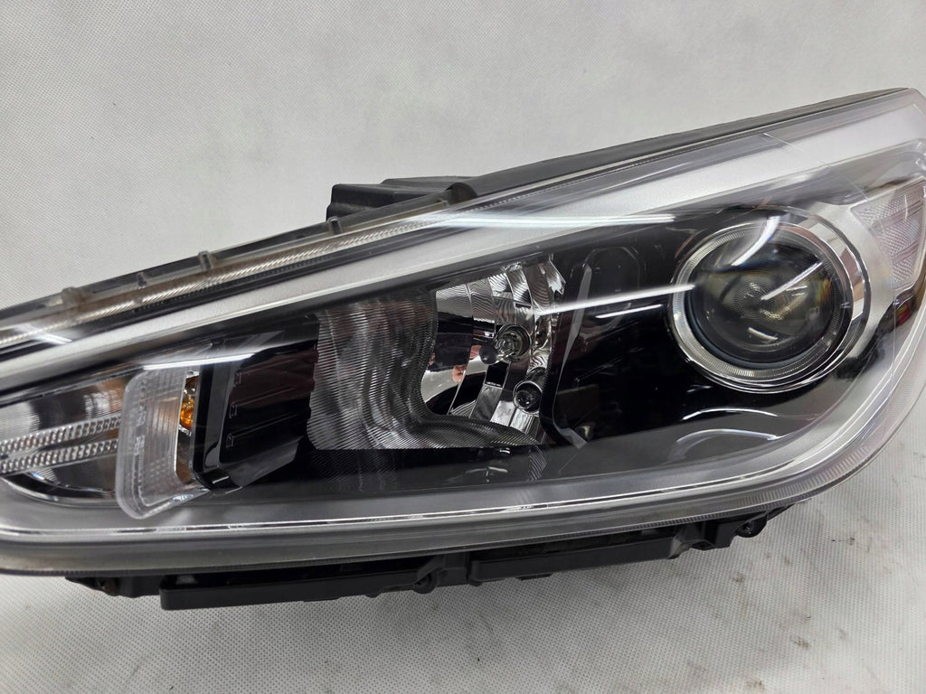 Frontscheinwerfer Hyundai I30 III 92101G4000 Links Scheinwerfer Headlight SCH6822579825gn
