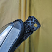 Laden Sie das Bild in den Galerie-Viewer, Frontscheinwerfer Ford Focus JX7B-13W030-AE JX7B-13W029-AE Ein Satz Headlight SCH5925775704zk