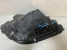 Laden Sie das Bild in den Galerie-Viewer, Frontscheinwerfer Mercedes-Benz W206 A2069065304 LED Links Headlight SCH9586412093mj